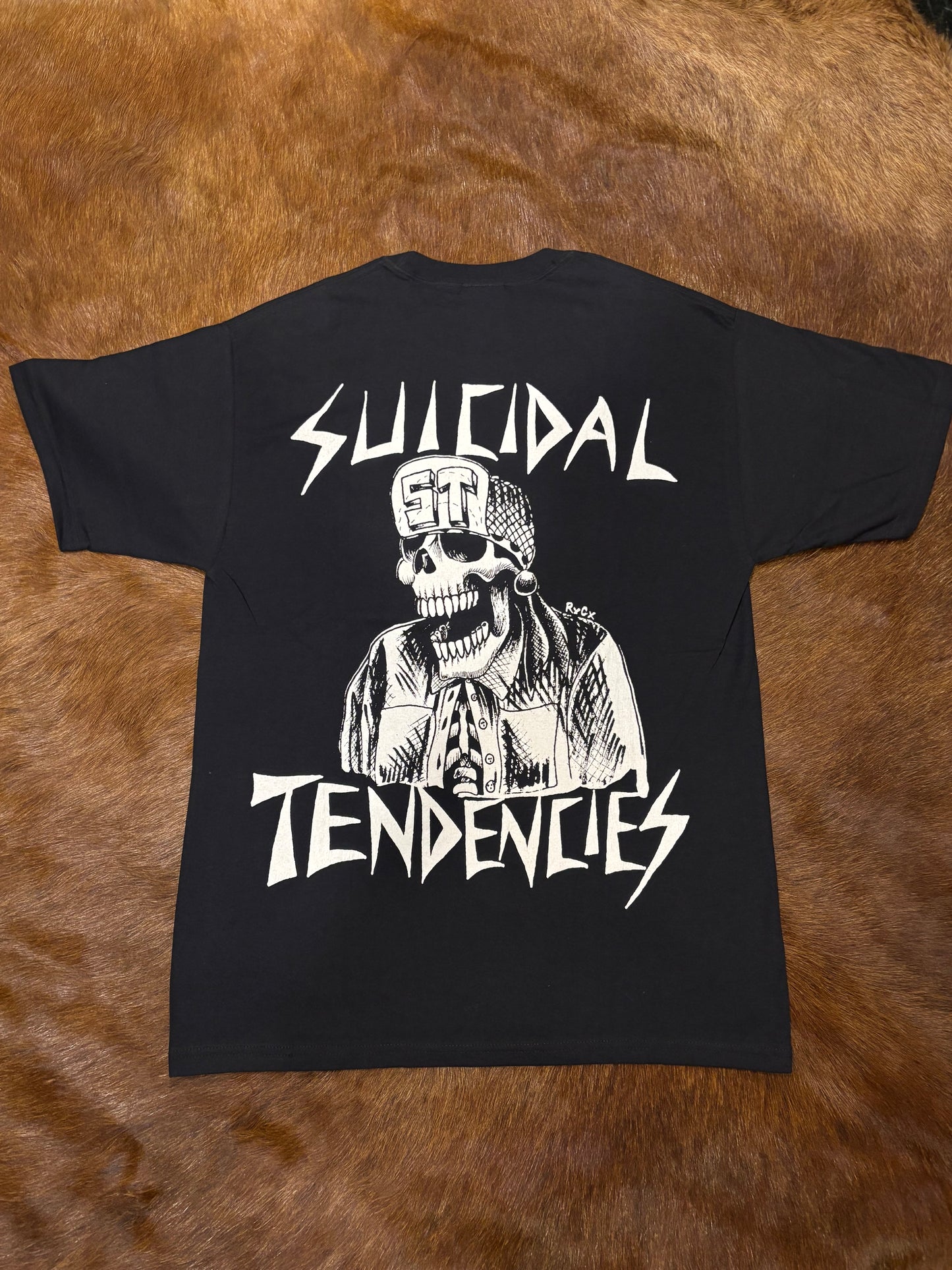 Suicidalt Tシャツ